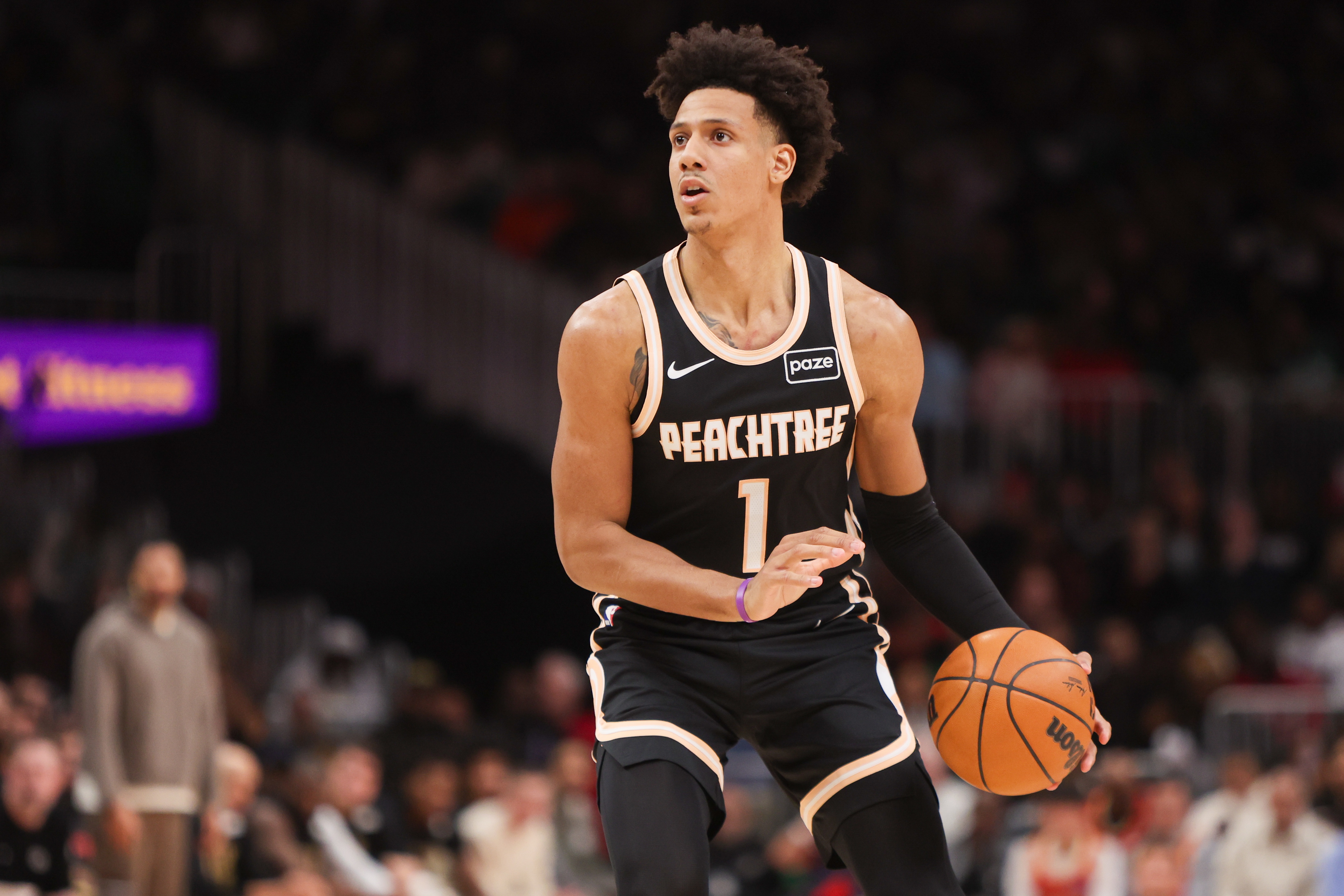 杰伦·约翰逊生涯2次单场至少20+15+15 与字母伯德并列NBA锋线第1
