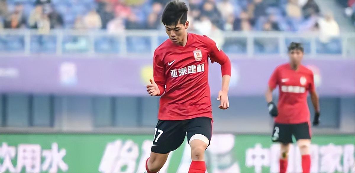 开云下载-坏消息！泰山队引援优柔寡断 签U23国足铁卫恐告吹 或留下大隐患